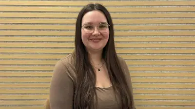 Jana Fehrenbach — Telefon-Virtuosin bei office & phone